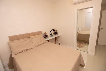 Casa de condomínio à venda com 320m², 6 quartos e 1 vaga Casa de condomínio à venda com 320m², 6 quartos e 1 vagaQuarto 3