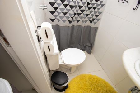 Casa de condomínio à venda com 320m², 6 quartos e 1 vaga Casa de condomínio à venda com 320m², 6 quartos e 1 vagaBanheiro quarto 5