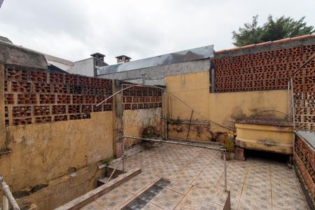 Casa à venda com 100m², 2 quartos e 1 vaga Casa à venda com 100m², 2 quartos e 1 vagaQuintal