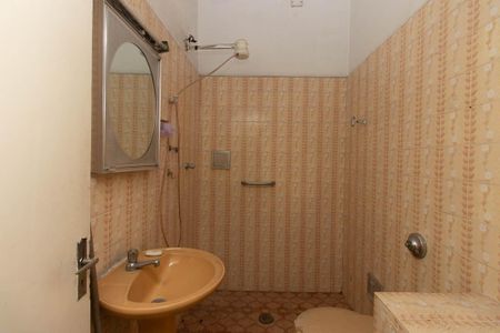 Casa à venda com 100m², 2 quartos e 1 vaga Casa à venda com 100m², 2 quartos e 1 vagaBanheiro