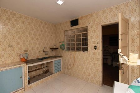 Casa à venda com 100m², 2 quartos e 1 vaga Casa à venda com 100m², 2 quartos e 1 vagaCozinha