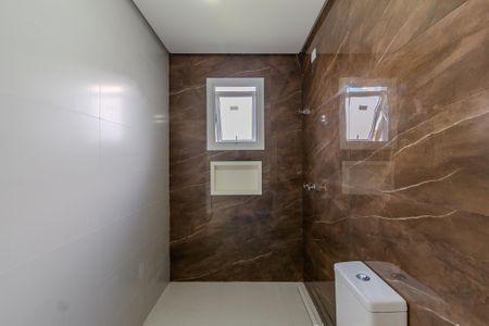 Casa à venda com 203m², 3 quartos e 4 vagasBanheiro Suíte 1