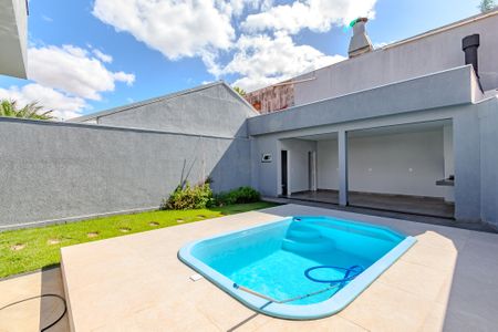 Casa à venda com 203m², 3 quartos e 4 vagasQuintal