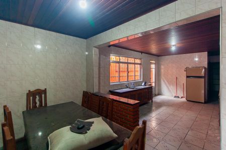 Casa à venda com 125m², 3 quartos e 2 vagasCozinha