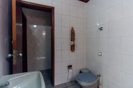 Casa à venda com 125m², 3 quartos e 2 vagasBanheiro