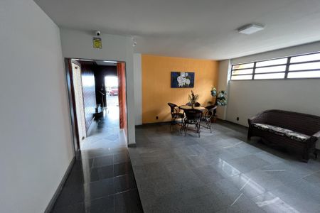 Apartamento à venda com 139m², 3 quartos e 2 vagas Apartamento à venda com 139m², 3 quartos e 2 vagasHall de entrada