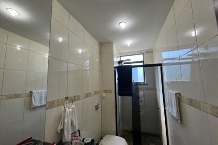 Apartamento à venda com 139m², 3 quartos e 2 vagas Apartamento à venda com 139m², 3 quartos e 2 vagasBanheiro 2