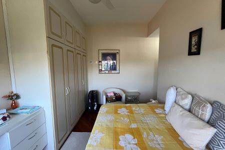 Apartamento à venda com 139m², 3 quartos e 2 vagas Apartamento à venda com 139m², 3 quartos e 2 vagasQuarto 3