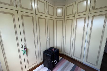 Apartamento à venda com 139m², 3 quartos e 2 vagas Apartamento à venda com 139m², 3 quartos e 2 vagasQuarto 2