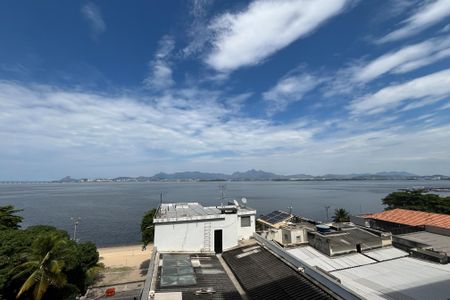 Apartamento à venda com 139m², 3 quartos e 2 vagas Apartamento à venda com 139m², 3 quartos e 2 vagasVista