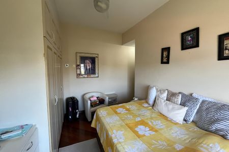 Apartamento à venda com 139m², 3 quartos e 2 vagas Apartamento à venda com 139m², 3 quartos e 2 vagasQuarto 3