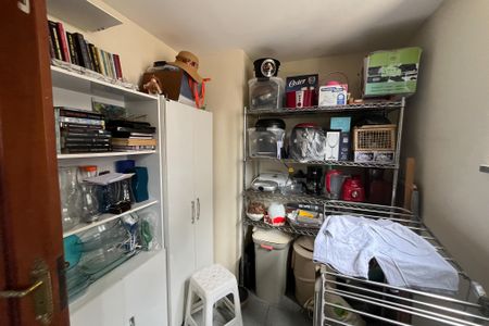 Apartamento à venda com 139m², 3 quartos e 2 vagas Apartamento à venda com 139m², 3 quartos e 2 vagasÁrea de Serviço