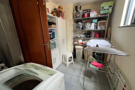 Apartamento à venda com 139m², 3 quartos e 2 vagas Apartamento à venda com 139m², 3 quartos e 2 vagasÁrea de Serviço