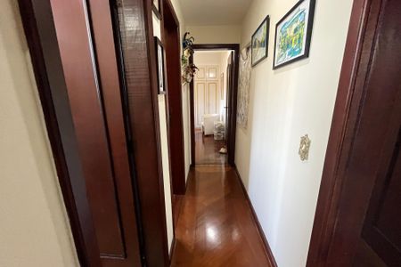 Apartamento à venda com 139m², 3 quartos e 2 vagas Apartamento à venda com 139m², 3 quartos e 2 vagasCorredor