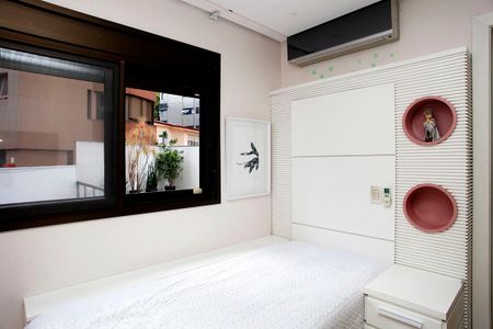 Apartamento à venda com 269m², 3 quartos e 4 vagasQuarto 2