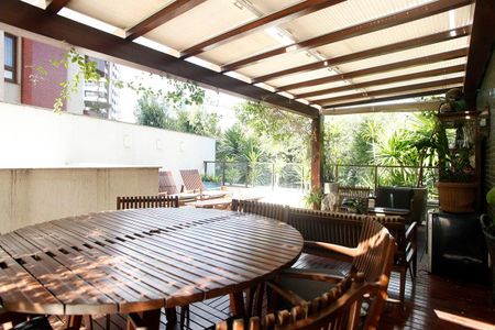 Apartamento à venda com 269m², 3 quartos e 4 vagasVaranda Pátio