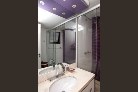 Apartamento à venda com 269m², 3 quartos e 4 vagasBanheiro do Quarto 3