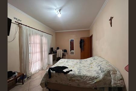 Casa à venda com 125m², 2 quartos e 2 vagasQuarto 1