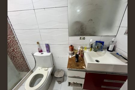 Casa à venda com 370m², 4 quartos e 2 vagas Casa à venda com 370m², 4 quartos e 2 vagasBanheiro 3