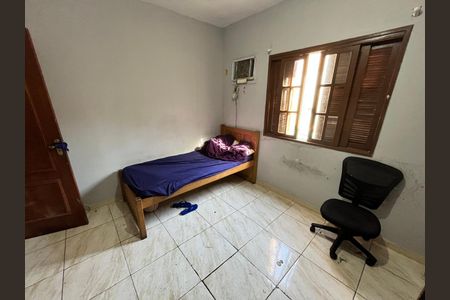 Casa à venda com 370m², 4 quartos e 2 vagas Casa à venda com 370m², 4 quartos e 2 vagasQuarto 3