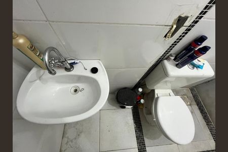 Casa à venda com 370m², 4 quartos e 2 vagas Casa à venda com 370m², 4 quartos e 2 vagasBanheiro 1