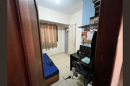 Casa à venda com 370m², 4 quartos e 2 vagas Casa à venda com 370m², 4 quartos e 2 vagasQuarto 1