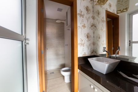 Apartamento à venda com 152m², 2 quartos e 3 vagasBanheiro Social