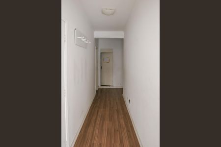 Apartamento à venda com 180m², 3 quartos e 1 vagaCorredor