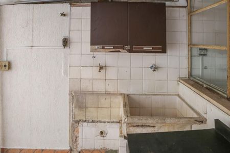 Apartamento à venda com 180m², 3 quartos e 1 vagaÁrea de Serviço