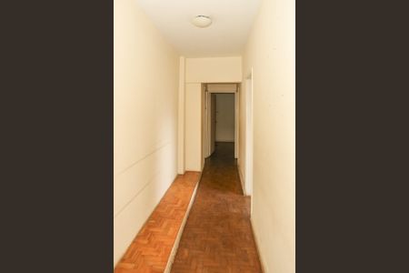 Apartamento à venda com 180m², 3 quartos e 1 vagaCorredor