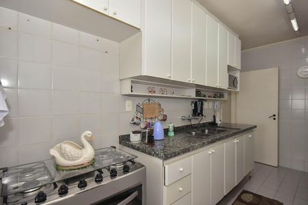 Apartamento à venda com 114m², 3 quartos e 3 vagas Apartamento à venda com 114m², 3 quartos e 3 vagasCozinha