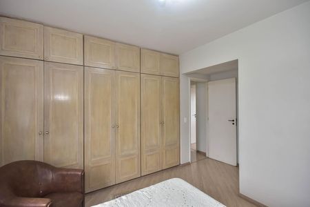 Apartamento à venda com 114m², 3 quartos e 3 vagas Apartamento à venda com 114m², 3 quartos e 3 vagasSuíte 3