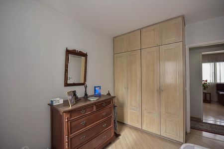 Apartamento à venda com 114m², 3 quartos e 3 vagas Apartamento à venda com 114m², 3 quartos e 3 vagasSuíte 1