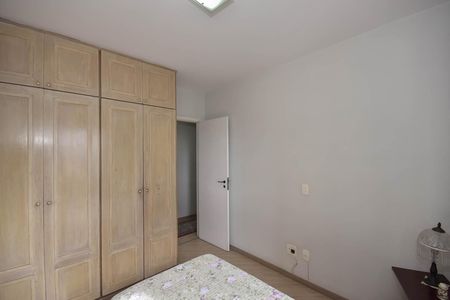 Apartamento à venda com 114m², 3 quartos e 3 vagas Apartamento à venda com 114m², 3 quartos e 3 vagasSuíte 2