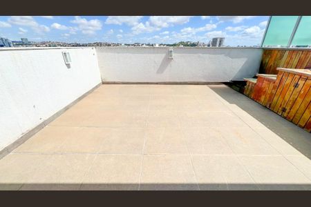 Apartamento à venda com 177m², 4 quartos e 2 vagas Apartamento à venda com 177m², 4 quartos e 2 vagasÁrea comum