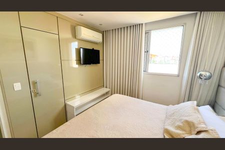 Apartamento à venda com 177m², 4 quartos e 2 vagas Apartamento à venda com 177m², 4 quartos e 2 vagasSuíte 1