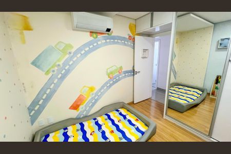 Apartamento à venda com 177m², 4 quartos e 2 vagas Apartamento à venda com 177m², 4 quartos e 2 vagasQuarto 1