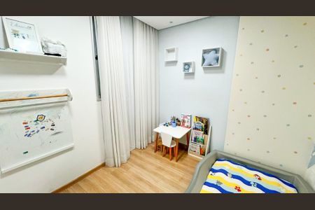 Apartamento à venda com 177m², 4 quartos e 2 vagas Apartamento à venda com 177m², 4 quartos e 2 vagasQuarto 1