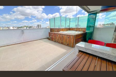 Apartamento à venda com 177m², 4 quartos e 2 vagas Apartamento à venda com 177m², 4 quartos e 2 vagasÁrea comum