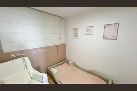 Apartamento à venda com 177m², 4 quartos e 2 vagas Apartamento à venda com 177m², 4 quartos e 2 vagasQuarto 2