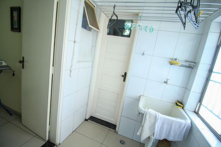 Apartamento à venda com 80m², 2 quartos e 1 vaga Apartamento à venda com 80m², 2 quartos e 1 vagaÁrea de Serviço