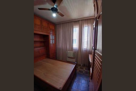 Apartamento à venda com 74m², 2 quartos e 1 vaga