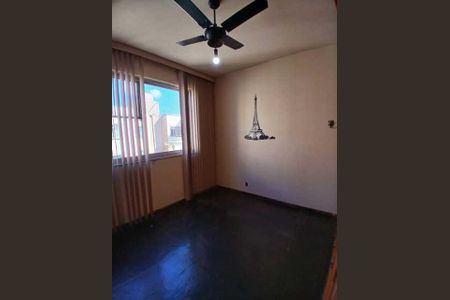 Apartamento à venda com 74m², 2 quartos e 1 vaga