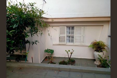 Casa à venda com 180m², 3 quartos e 2 vagas