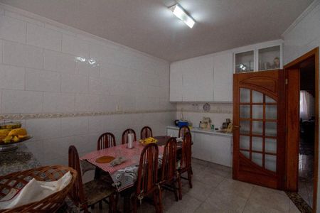 Casa à venda com 120m², 2 quartos e 3 vagas