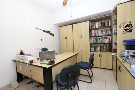 Casa à venda com 280m², 2 quartos e 3 vagas