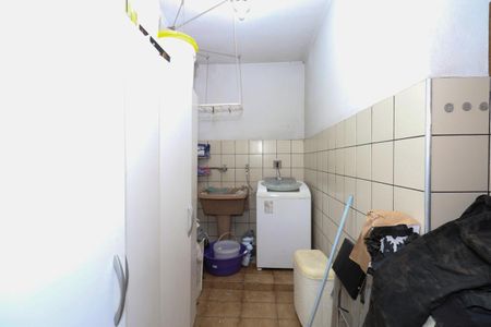 Casa à venda com 280m², 2 quartos e 3 vagas