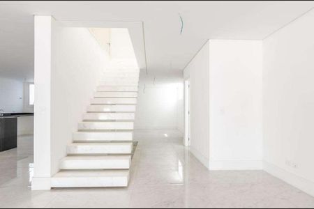 Casa de condomínio à venda com 707m², 4 quartos e 5 vagas