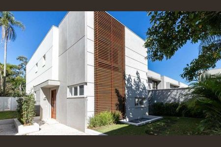 Casa de condomínio à venda com 707m², 4 quartos e 5 vagas