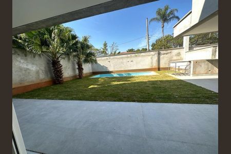Casa de condomínio à venda com 450m², 4 quartos e 4 vagas